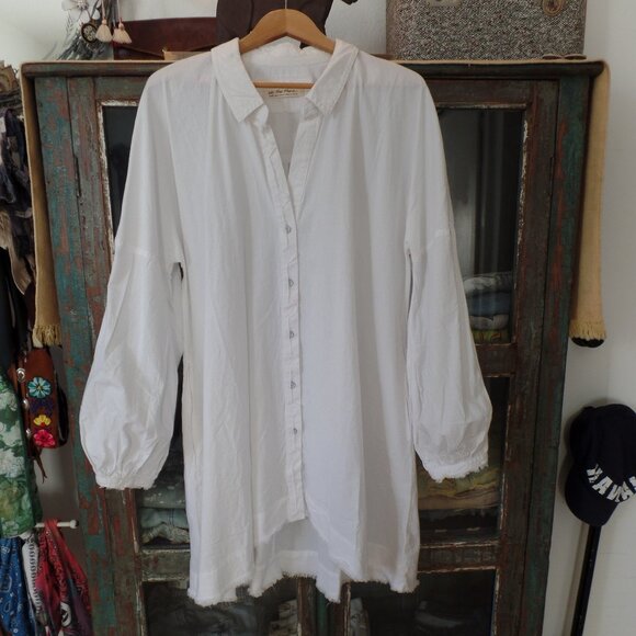 Free People Hi-Low Raw Edge Blouse 100% Cotton Oversized LARGE NWOT - Picture 1 of 10